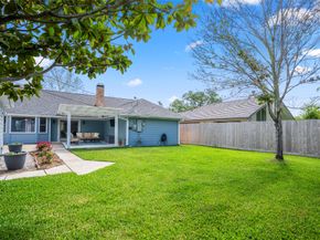 1911 Stebbins Drive, Houston TX 77043