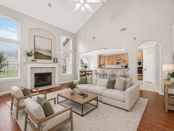 12823 Mossy Ledge Drive, Tomball TX 77377