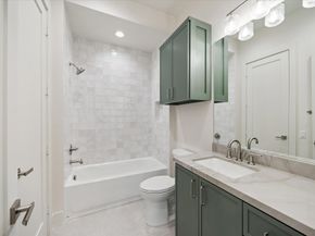 2203 Cheshire Lane, Houston TX 77018