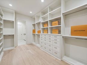 2203 Cheshire Lane, Houston TX 77018