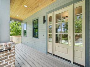 2203 Cheshire Lane, Houston TX 77018
