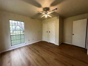 6023 Belarbor Street, Houston TX 77033