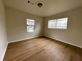6023 Belarbor Street, Houston TX 77033