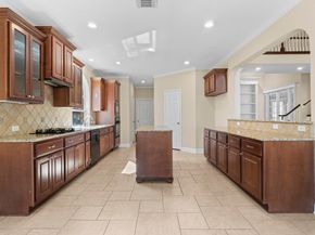 1527 Leedscastle Manor, Spring TX 77379