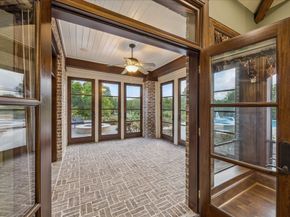 4 Steven Luke Lane, Friendswood TX 77546