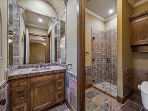 4 Steven Luke Lane, Friendswood TX 77546