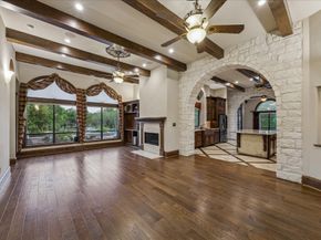 4 Steven Luke Lane, Friendswood TX 77546