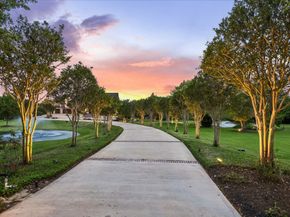 4 Steven Luke Lane, Friendswood TX 77546