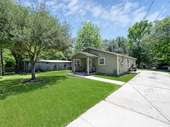805 Webb Street, Conroe TX 77301