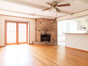 1807 Maux Drive, Houston TX 77043