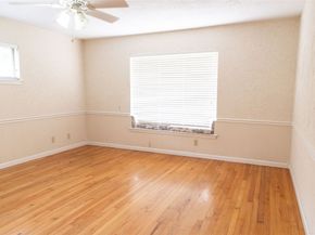1807 Maux Drive, Houston TX 77043
