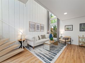 8211 Katy Freeway 23, Houston TX 77024