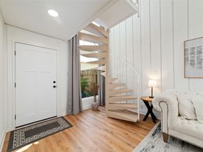 8211 Katy Freeway 23, Houston TX 77024