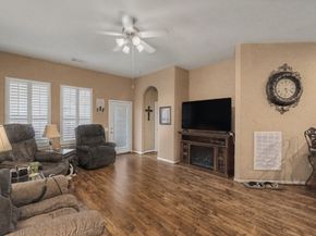 46 S Dylanshire Circle, Conroe TX 77384