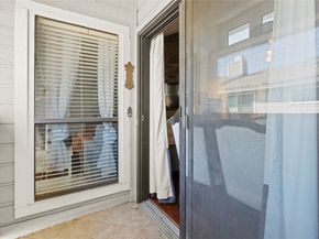 17490 Meandering Way 1304, Dallas TX 75252