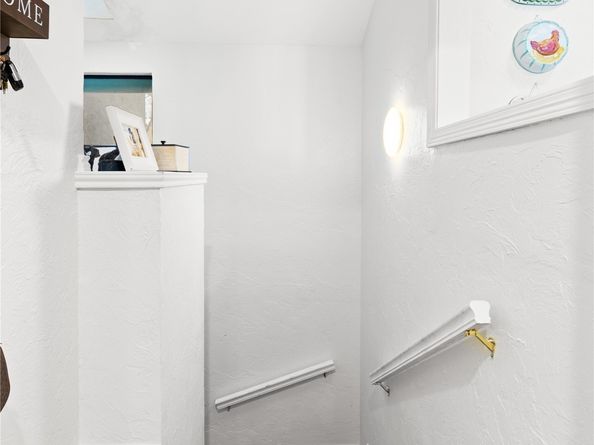 17490 Meandering Way 1304, Dallas TX 75252