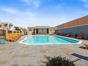 17490 Meandering Way 1304, Dallas TX 75252