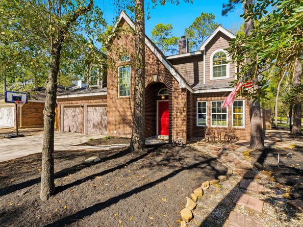 31 N Pathfinders Circle, The Woodlands TX 77381