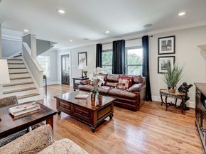 1963 W Mckinney Street, Houston TX 77019