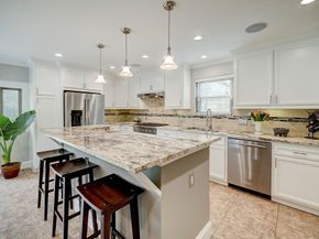 1963 W Mckinney Street, Houston TX 77019