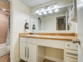2100 Tanglewilde Street 349, Houston TX 77063