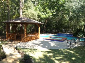 123 N Acacia Park Circle, The Woodlands TX 77382