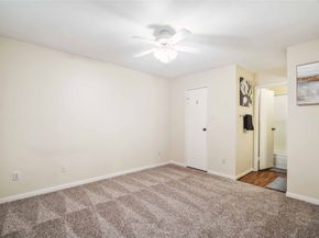 2750 Holly Hall Street 1403, Houston TX 77054