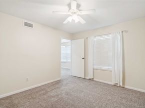 2750 Holly Hall Street 1403, Houston TX 77054