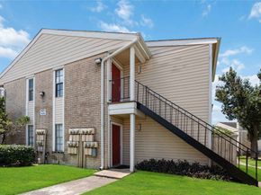 2750 Holly Hall Street 1403, Houston TX 77054