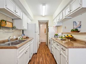 2750 Holly Hall Street 1403, Houston TX 77054