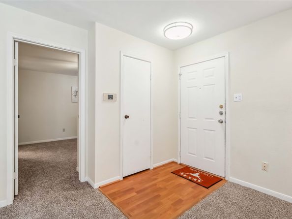 2750 Holly Hall Street 1403, Houston TX 77054