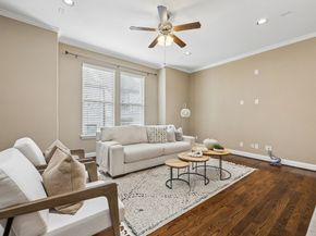 1031 W 21st Street B, Houston TX 77008