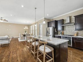 1031 W 21st Street B, Houston TX 77008