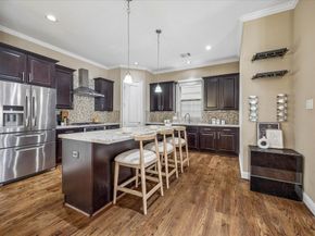 1031 W 21st Street B, Houston TX 77008