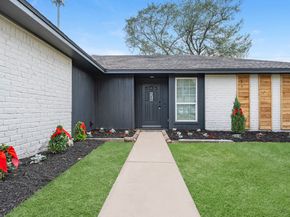 17614 Heritage Bay Drive, Webster TX 77598