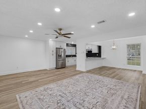 17614 Heritage Bay Drive, Webster TX 77598