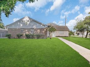 11202 Waxwing Street, Houston TX 77035