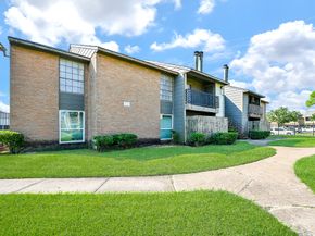 9090 S Braeswood Boulevard 86, Houston TX 77074