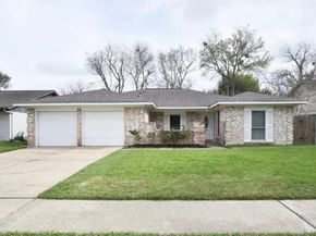 1310 Barrowgate Drive, Sugar Land TX 77498