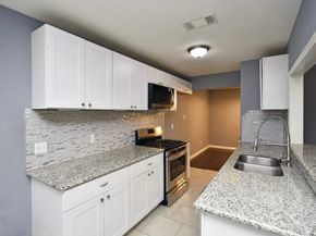 1310 Barrowgate Drive, Sugar Land TX 77498