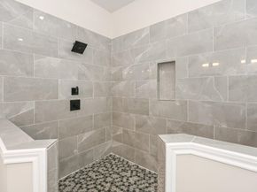 2902 Houston Avenue, Houston TX 77009