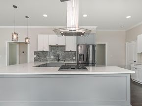 2902 Houston Avenue, Houston TX 77009