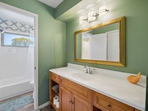 9403 Denbury Way, Houston TX 77025