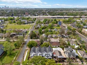 2301 Staples Street, Houston TX 77026