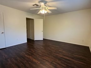 8140 Fondren Road 8140, Houston TX 77074