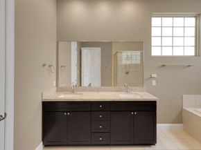 1030 W 26th Street C, Houston TX 77008
