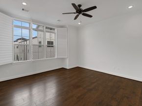 1030 W 26th Street C, Houston TX 77008