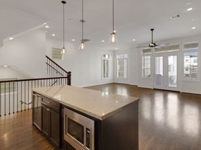 1030 W 26th Street C, Houston TX 77008