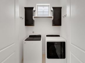 1030 W 26th Street C, Houston TX 77008