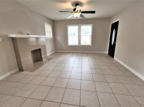 5009 N Main Street, Houston TX 77009